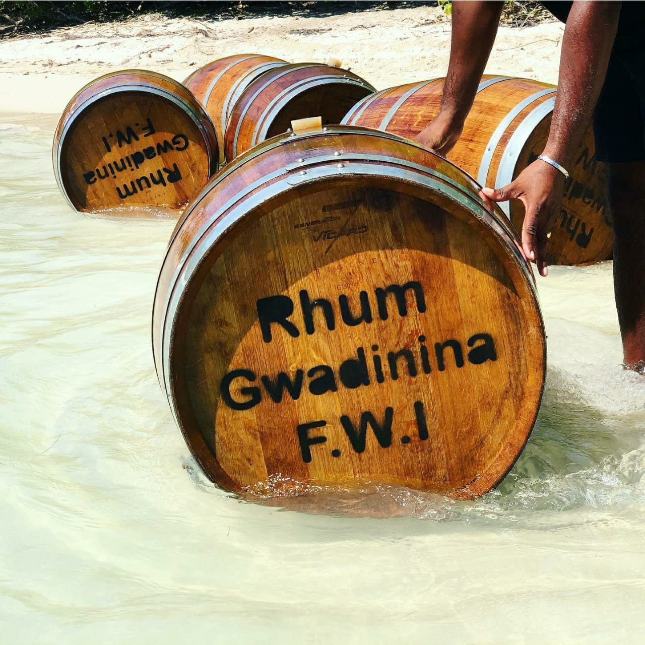Rhum Agricole Gwadinina FWI 100% artisanal Guadeloupe